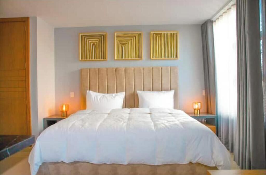 1 chambre, fer et planche à repasser, Wi-Fi, literie fournie