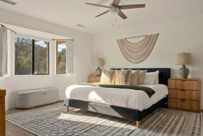 3 Schlafzimmer, Bügeleisen/Bügelbrett, Reisekinderbett, kostenloses WLAN