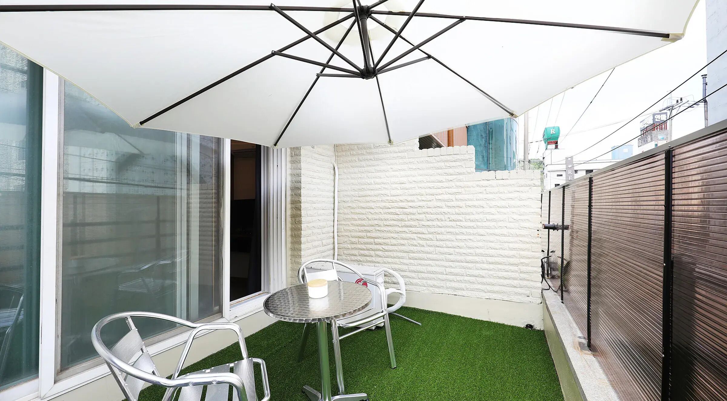 Premium Studio Suite, 1 Bedroom, Non Smoking, City View | Terrace/patio
