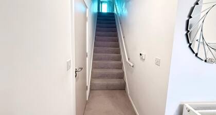 Luxury 2 Bedroom Duplex near O2 Arena, ExCeL Centre & Canary Wharf