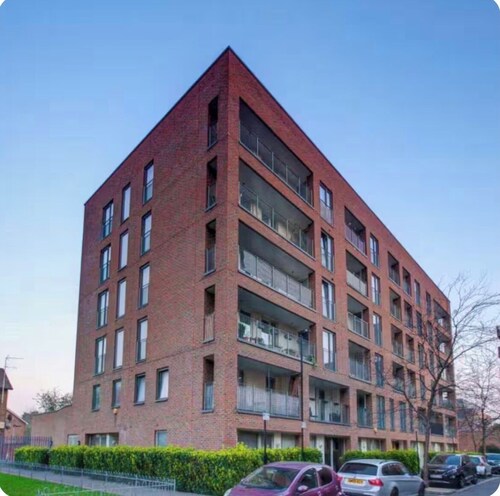 Luxury 2 Bedroom Duplex near O2 Arena, ExCeL Centre & Canary Wharf
