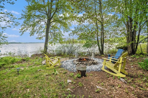 Nature Lovers - Waterfront - Lower Rideau Lake - Pet-Friendly!