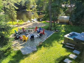 Tina de hidromasaje al aire libre