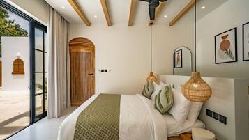 Deluxe-villa - 2 soveværelser - terrasse - udsigt til pool | Egyptiske bomuldslagner, premium-sengetøj, pengeskab på værelset