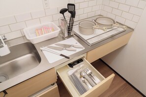 Comfort Condo, Non Smoking | Private kitchen - Lily House (Beppu)