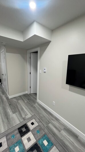 Interior - Nice and Cozy Apartment (Regina)