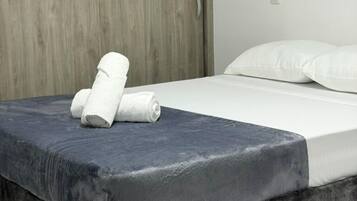 1 camera, accesso a Internet, lenzuola