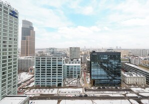 Exterior - Platinum Tower Skyline Apartment (Warszawa)