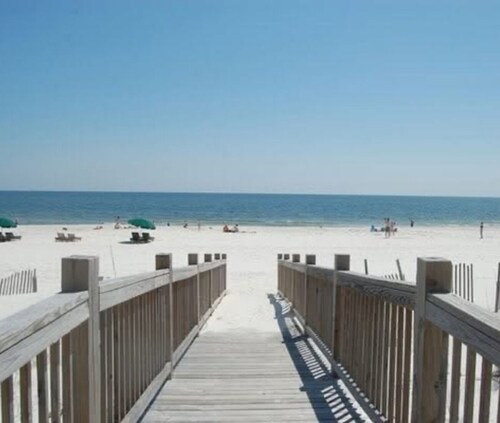 Property is a great spot to relax in the sun with beach front and ocean view.