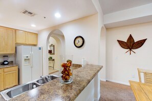 Unclassified image, 4 of 30, button - 3rd floor condo w/ gym, balcony, shared pools, hot tub, sauna, near theme parks (Kissimmee)
