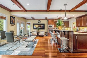 Interior - Spacious 7BR, 3-Story Home | Hot Tub, Sauna, Pool Table, Backyard & Trails (Calgary)