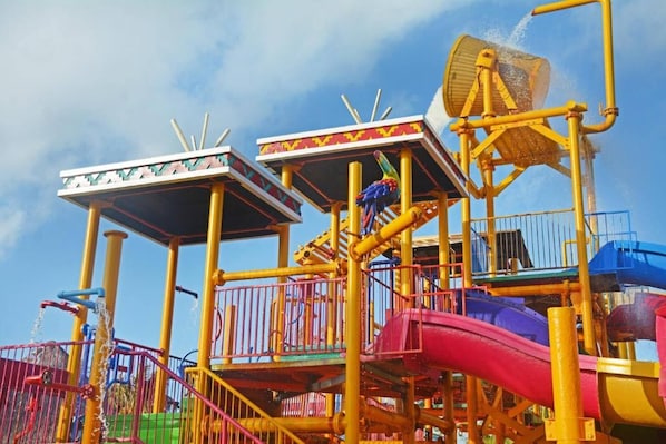 Room, 1 Bedroom | Children's area - Room-junior Suite by All Ritmo Cancun Re (Cancun)