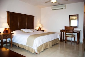 Room, 1 Bedroom | 1 bedroom - Room-junior Suite by All Ritmo Cancun Re (Cancun)