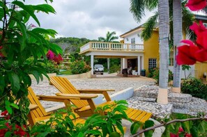 Terrace/patio - EMERALD VIEW (Montego Bay)