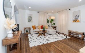 TV - Warm modern Farmhouse Near National Harbor & DC (Oxon Hill)