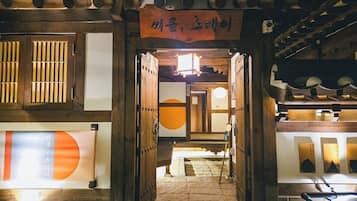 Chambre, vue jardin | Détail de l’extérieur