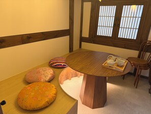 Family Room, Garden View - Seoul Hanok Stay Circle (Seoul)