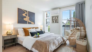 Desk, iron/ironing board, travel crib, free WiFi