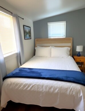 Cottage, 2 Bedrooms, Air conditioning, Lake View - Lakeshore Resort (Lakehead)