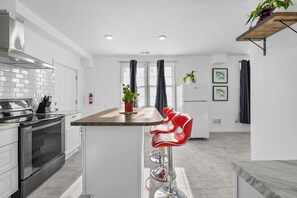 Fridge, microwave, coffee/tea maker, toaster - Charming 3-Bedroom Home in Southwest Detroit (Detroit)