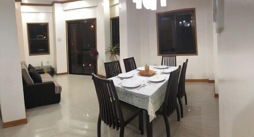 4BR Home • Patio • Near Waterfalls and Shops