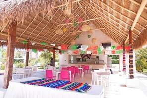 Room, 1 Bedroom, Terrace, Ocean View | Outdoor dining - Room-suite Marina View by All Ritmo Reso (Cancun)