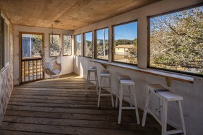 Interior - Buxton Beach House: Screened Porch with Bar, Outdoor Shower, & King Suite (Buxton)