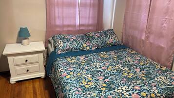 3 bedrooms, WiFi, bed sheets