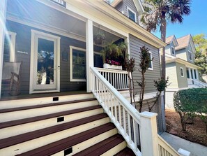 Exterior detail - Sun & Shade by Sandpiper | Near Beach (Seabrook Island)