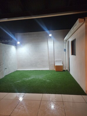 Property grounds - Adorable 3-bedroom house with AC in charming San Miguel (San Miguel)