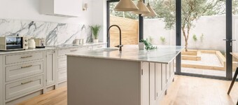 Luxury 5-Bed Home near Earl’s Court