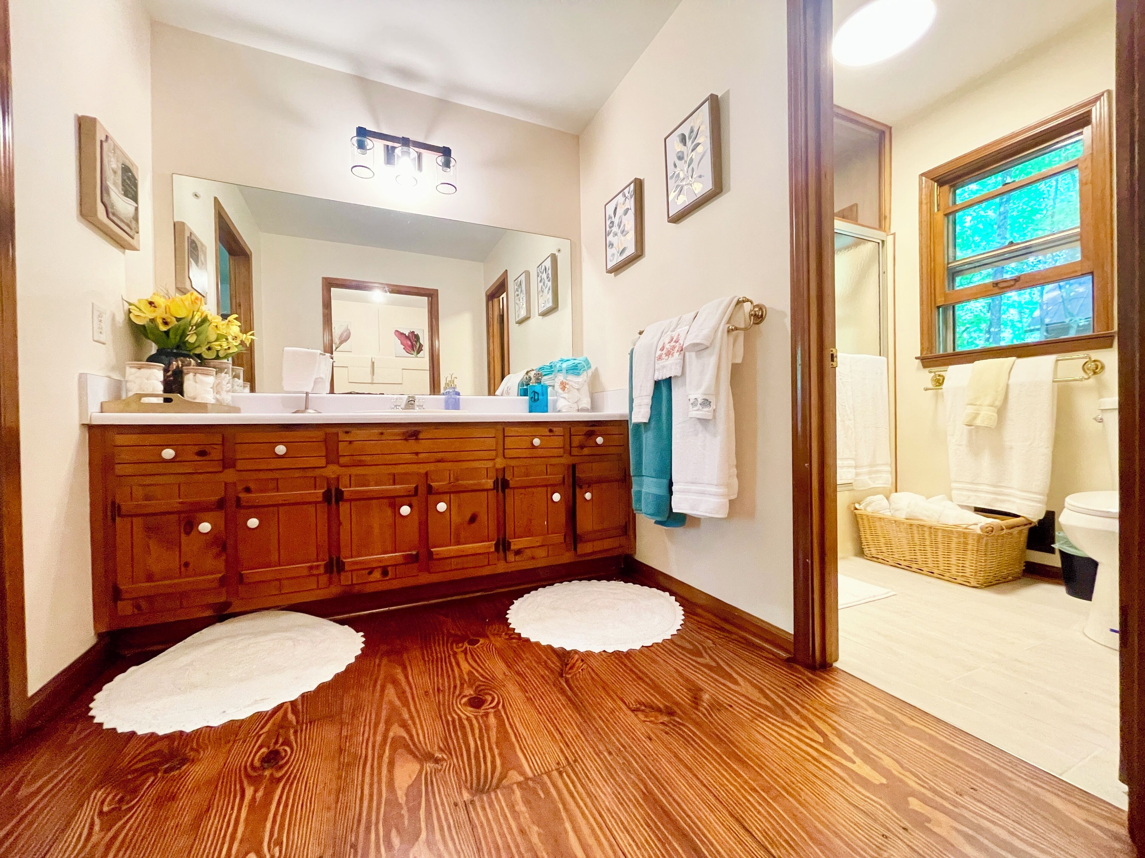 Towels, soap, toilet paper