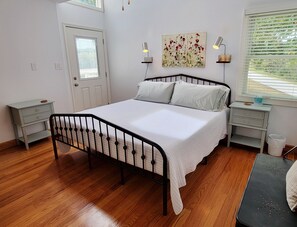 3 chambres, fer et planche à repasser, lit parapluie, Wi-Fi gratuit