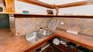 Private kitchen - Villas De Flor Cabin #1 (Los Pargos)