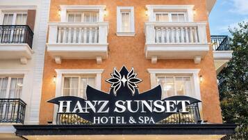 واجهة المنشأة