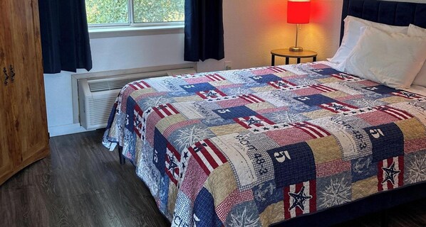 1 dormitorio, escritorio, wifi gratis y ropa de cama