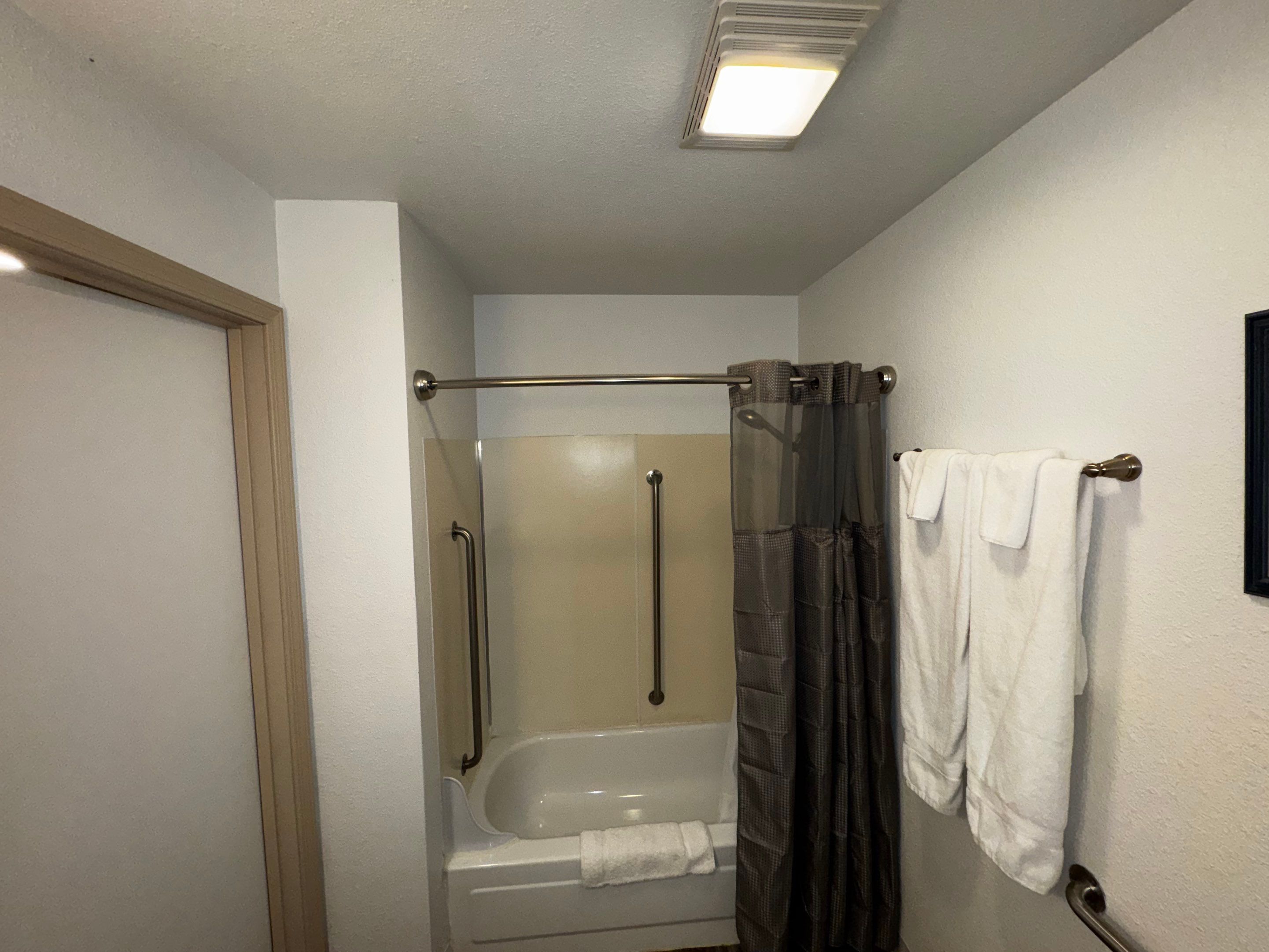 Towels, soap, shampoo, toilet paper