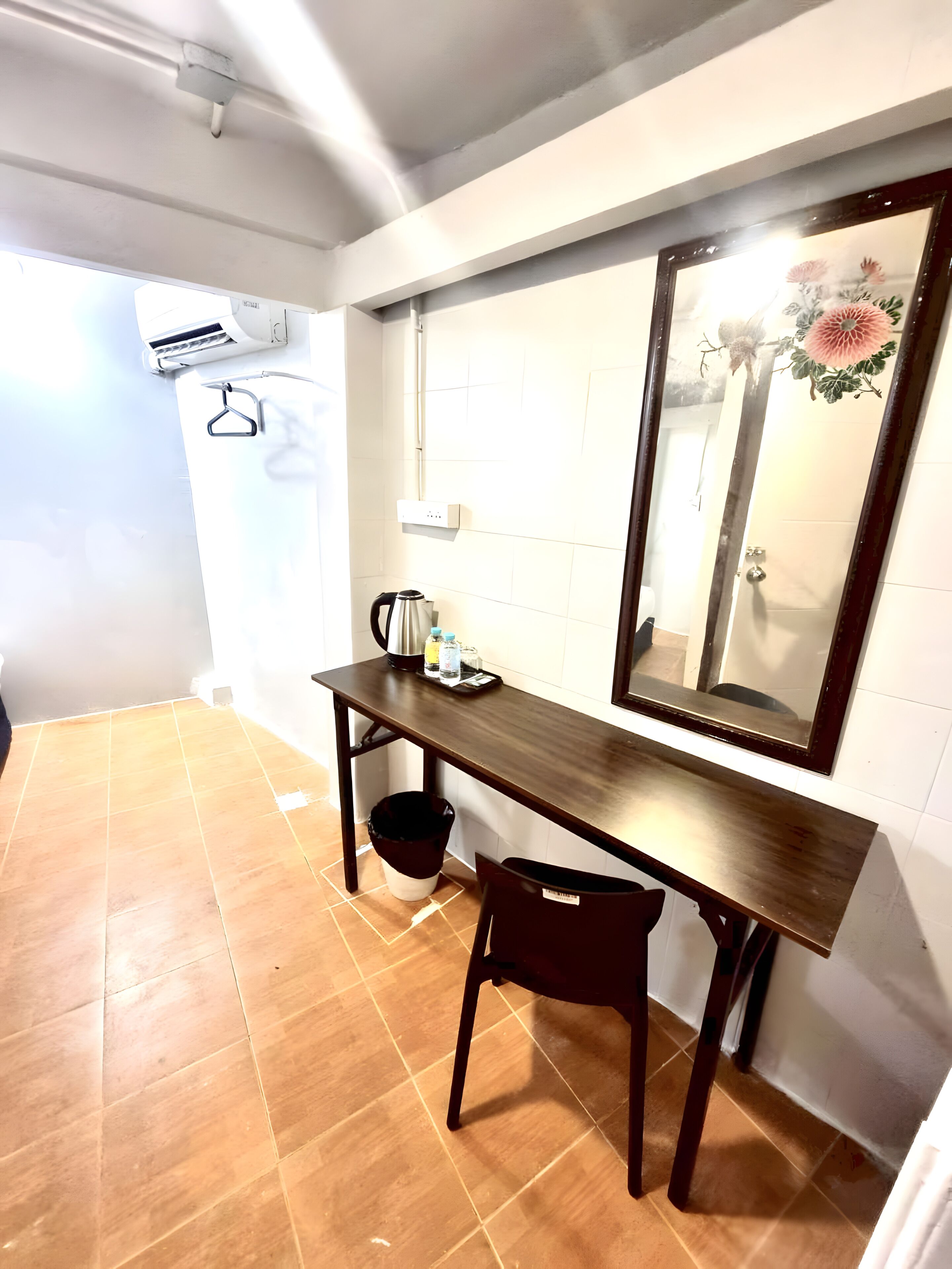 Queen Room No window | Free WiFi