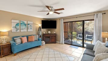 Apartment (2 Bedrooms) | Front of property