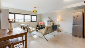 Interior - GuestReady – Directly Opposite Tube Station in N7! (London)