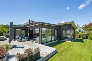 Terrace/patio - Diamond on the Peninsula (Wānaka)