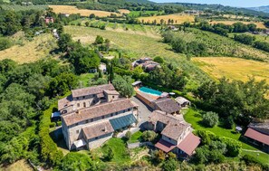 Exterior - Gorgeous apartment in Frazione Canonica,Todi (Frazione Canonica,Todi)