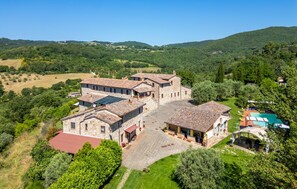 Exterior - Gorgeous apartment in Frazione Canonica,Todi (Frazione Canonica,Todi)