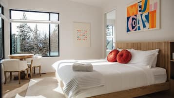 3 soverom, skrivebord, strykejern/-brett og wi-fi