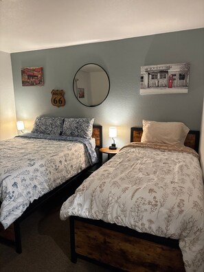 Room - Unit 25 - Charming 1-bedroom hotel with AC in Challenge-Brownsville (Challenge-Brownsville)
