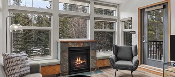 Tranquil Condo In The Trees | Spacious 2Bd Hot Tub & Pool