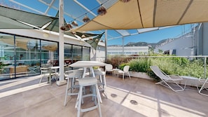 Outdoor dining - Le Hub Toulon (Toulon)
