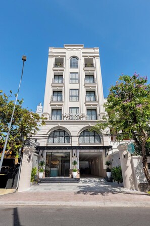 Front of property - Romance Boutique Hotel Vung Tau (Vung Tau)