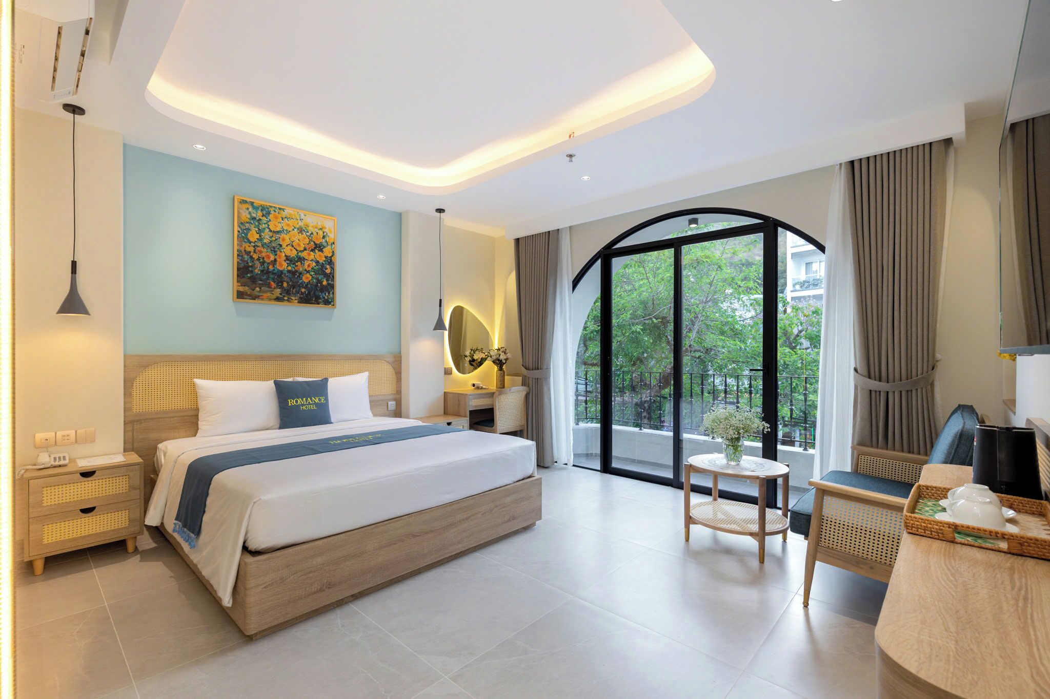 Memory-foam beds, minibar, desk, laptop workspace