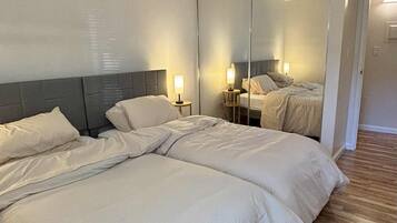 2 bedrooms, WiFi, bed sheets
